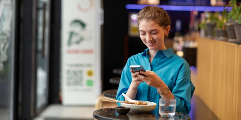 Imagem em destaque do post Autoatendimento para restaurantes: Eficiência e experiência otimizada para o cliente